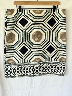 LOFT Geometric Pencil Skirt in White, Black & Tan